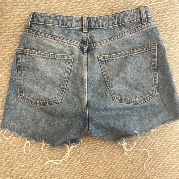 Top-shop Jean Shorts W28 - Picture 2 of 2